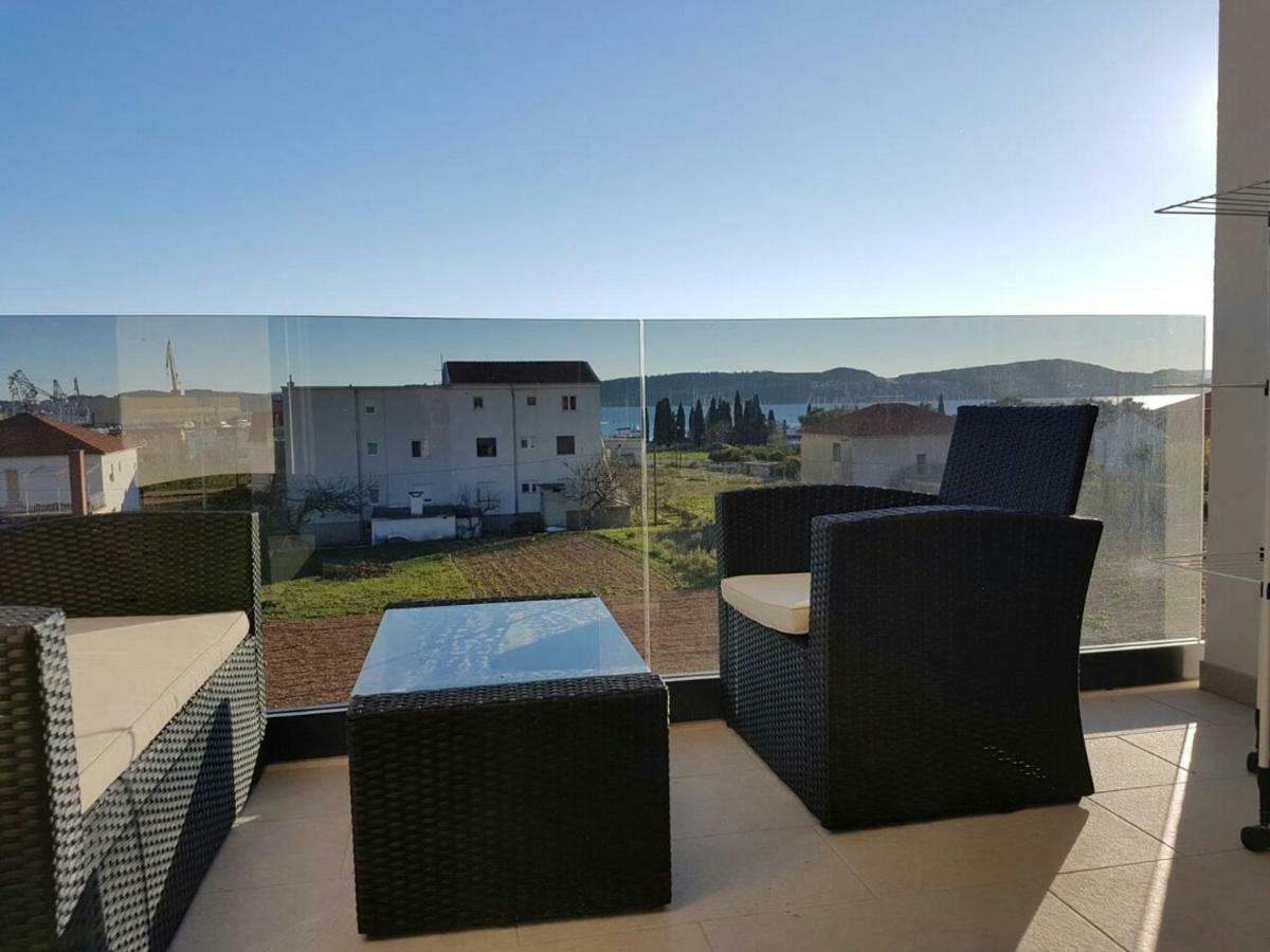 Apartment Marina Trogir Luaran gambar