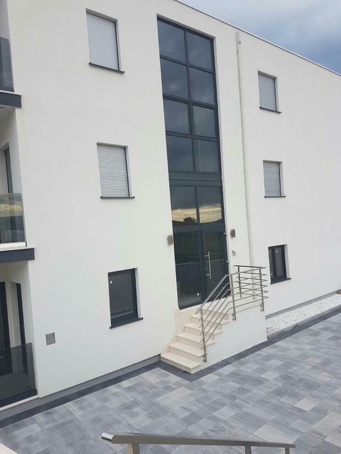 Apartment Marina Trogir Luaran gambar