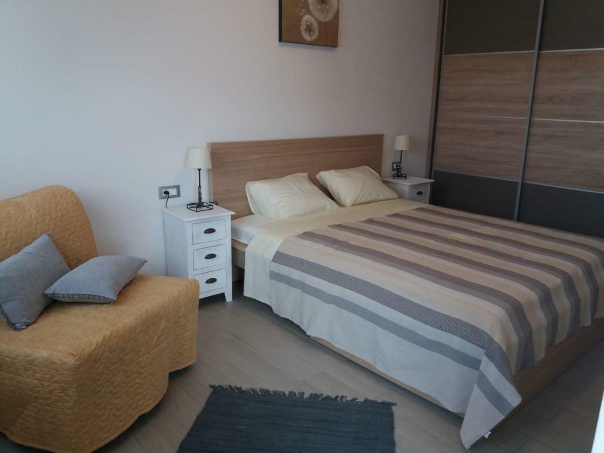 Apartment Marina Trogir Luaran gambar