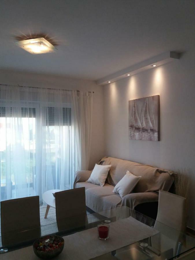Apartment Marina Trogir Luaran gambar
