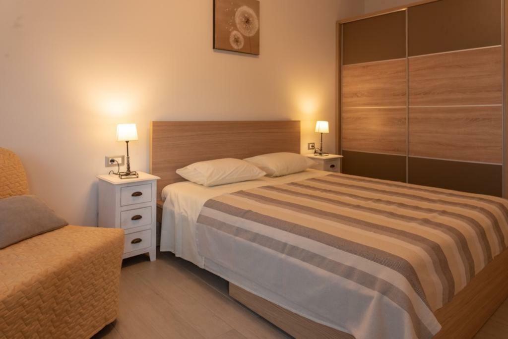 Apartment Marina Trogir Luaran gambar